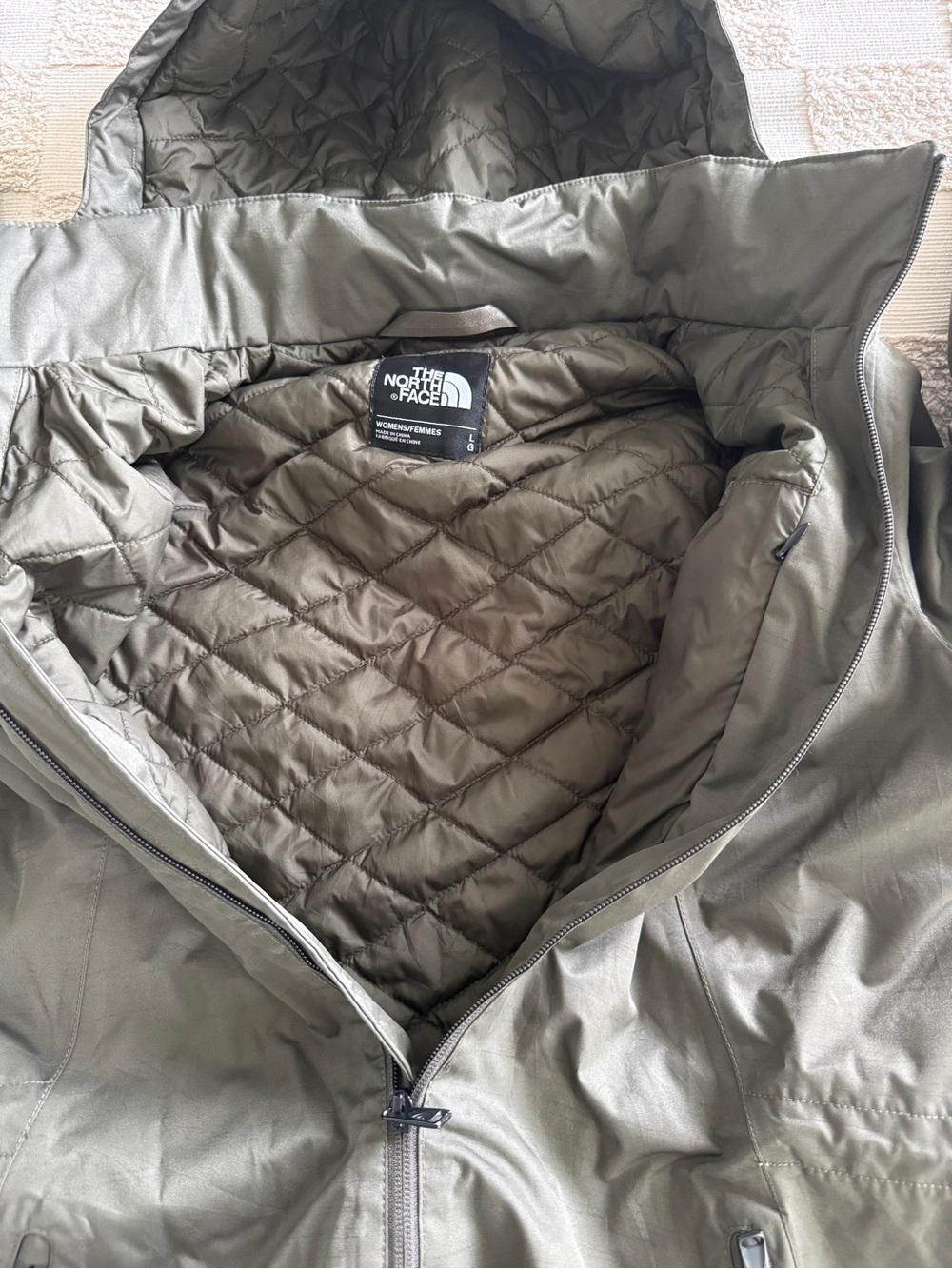 Women's North Face Ancha DryVent Insulated Hooded Parka Large - Picture 5 of 6
